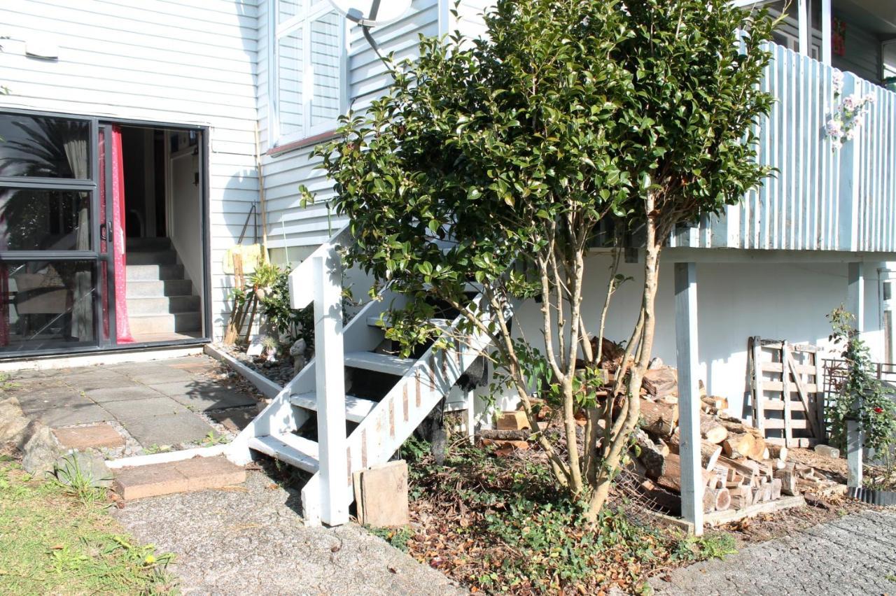 Brockies B N B Bed & Breakfast Rawene Exterior photo